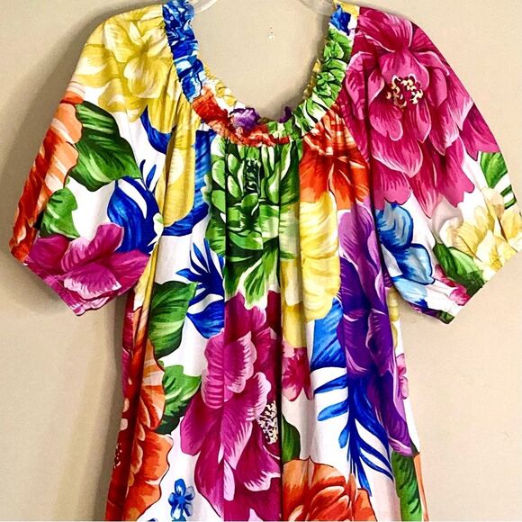 NEW FARM Rio Rainbow Chita Off Shoulder Maxi Dress Puff Sleeve Pink Floral L/XL - Picture 7 of 16